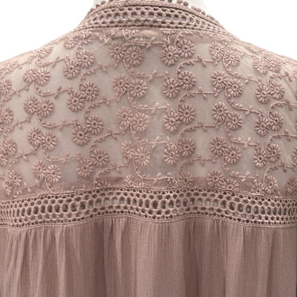 NWT Stitch Fix John Paul Richard Embroidered Mesh Swing Top SZ S - Picture 5 of 9